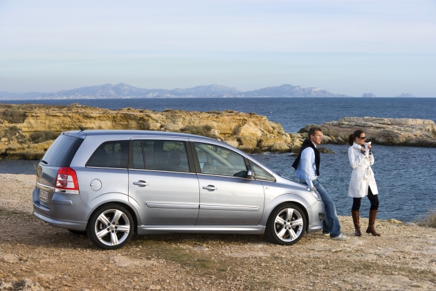 Opel Zafira:
Opel Zafira